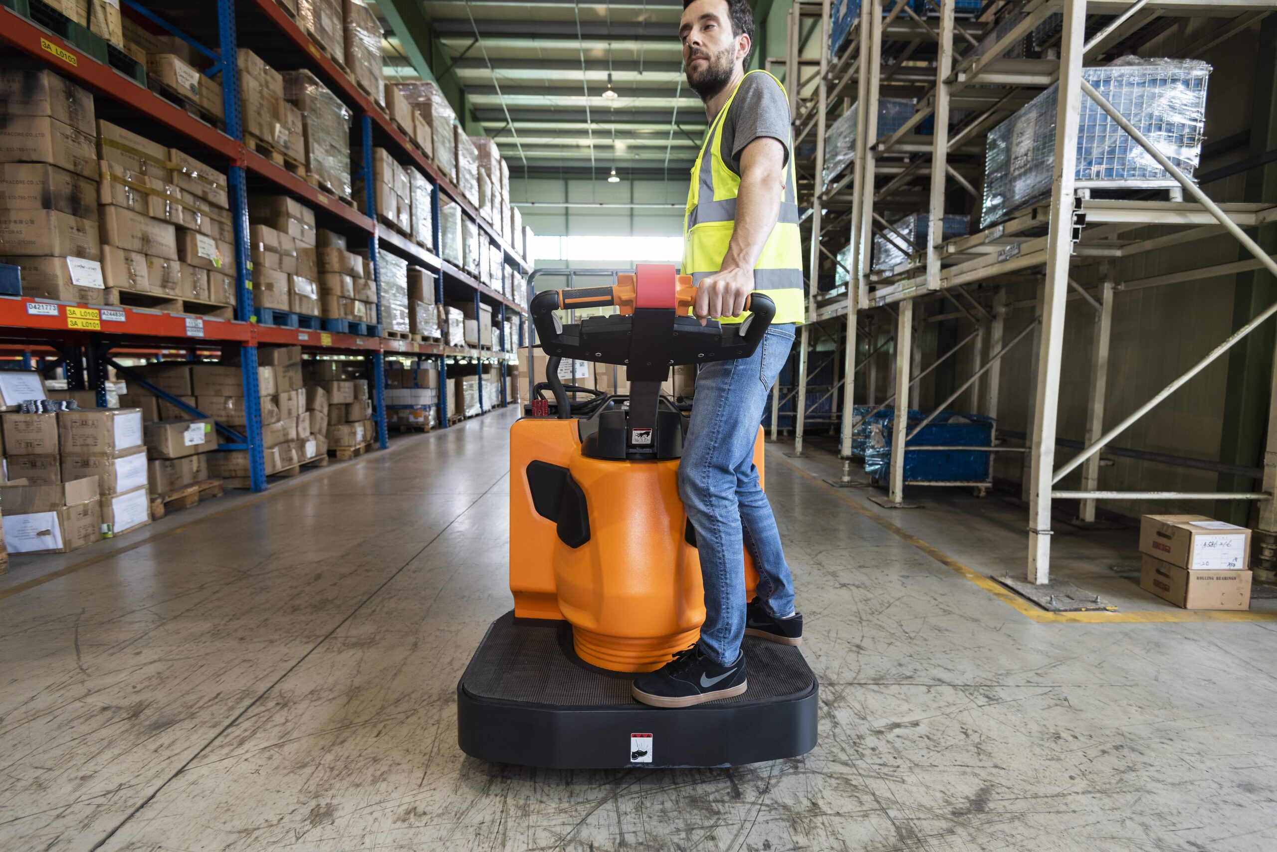 How to Choose the Best Pallet Jack for Your Operation