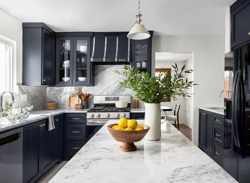 15 Stunning Quartz Countertop Ideas for Kitchens