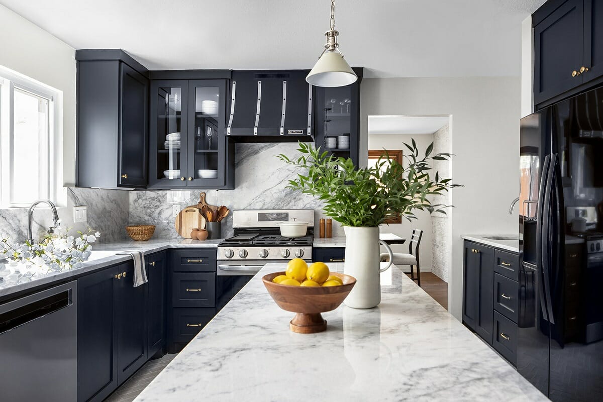 15 Stunning Quartz Countertop Ideas for Kitchens