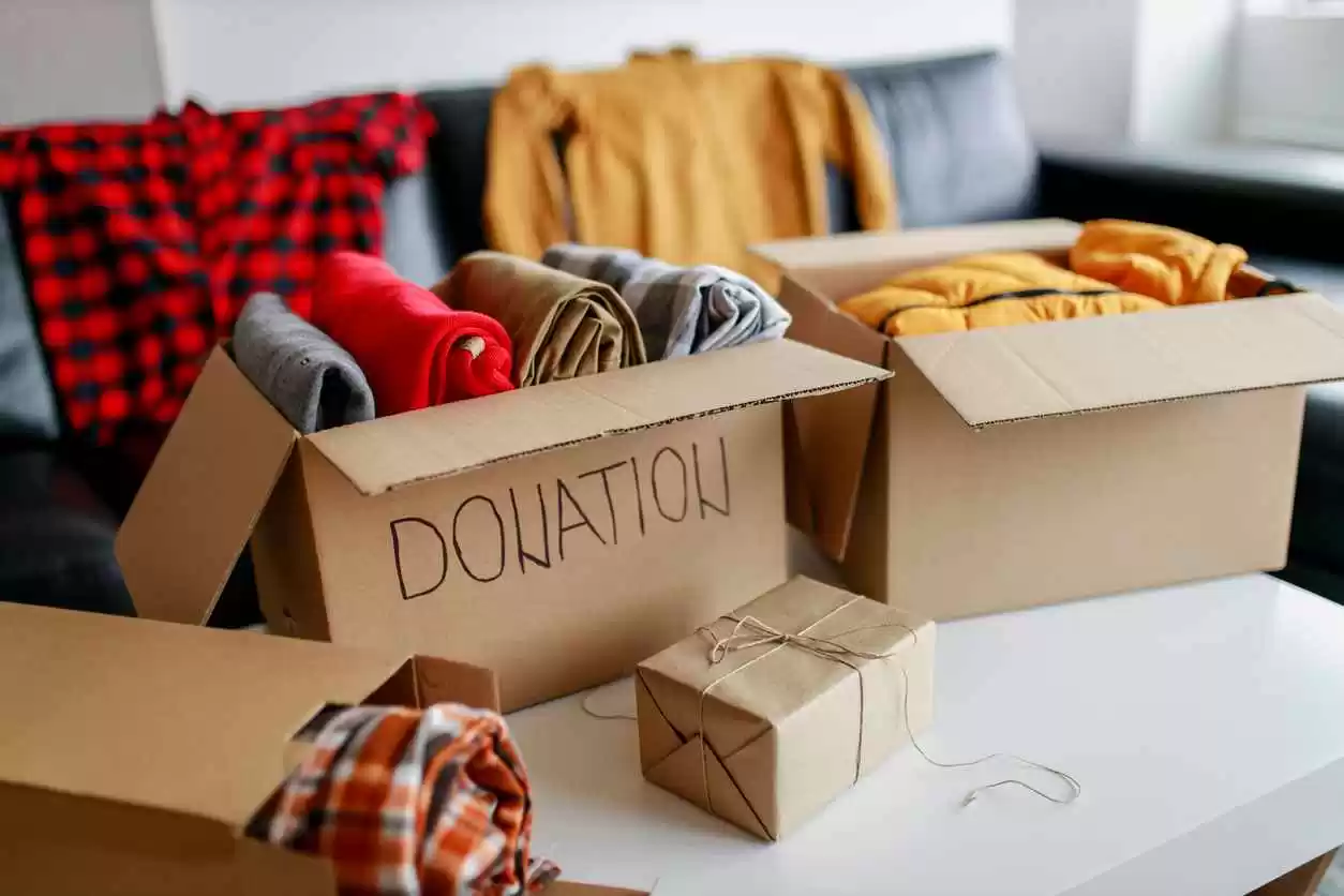 How Clothing Donations Help You Support Those in Need